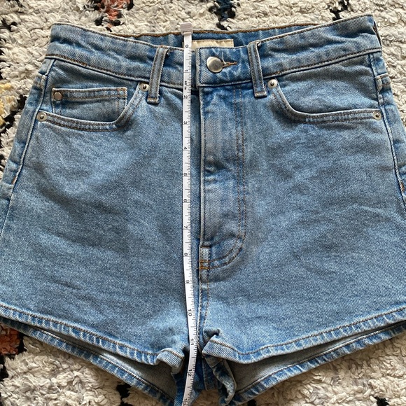 H&M Denim Shorts - Picture 6 of 6